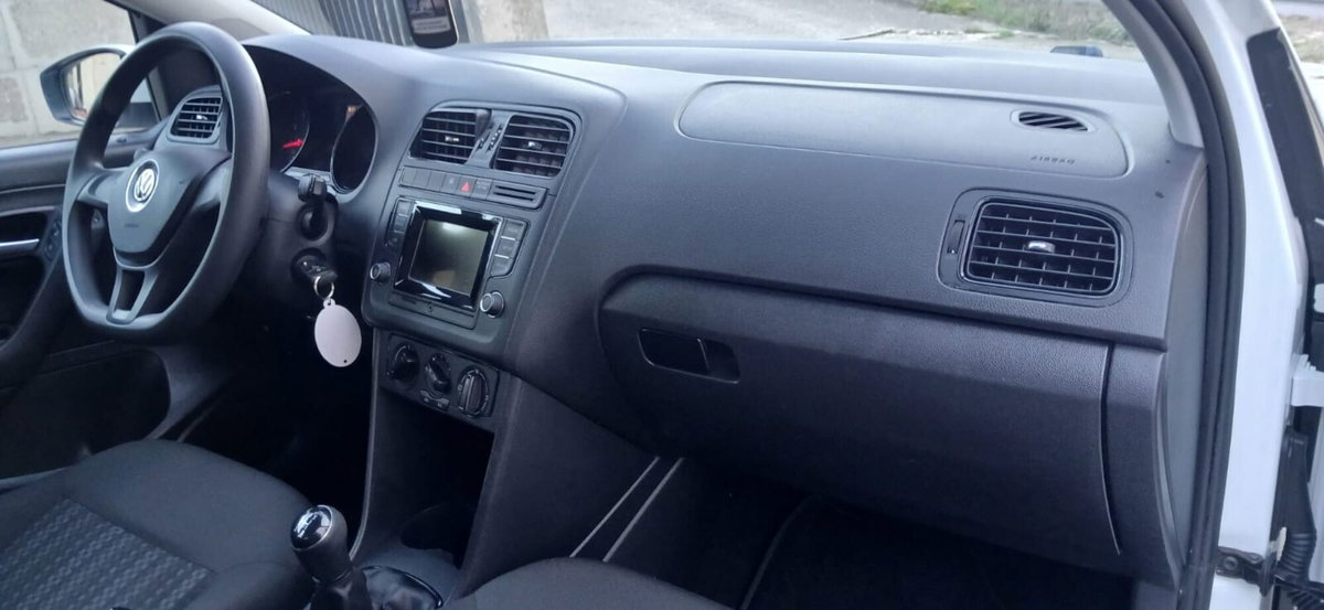 Volkswagen Polo 1.0 MPI 5p. Trendline (12)