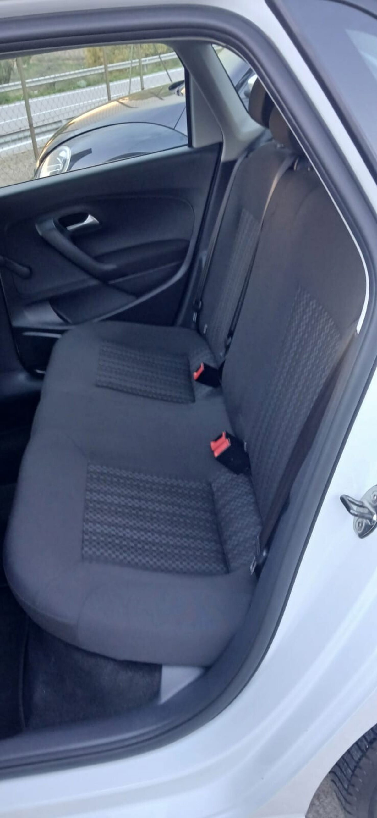 Volkswagen Polo 1.0 MPI 5p. Trendline (19)