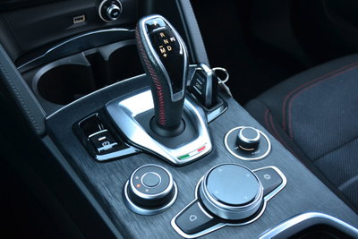 Alfa Romeo Stelvio Stelvio 2.2 Turbodiesel 190 CV AT8 Q4 Super Business (10)
