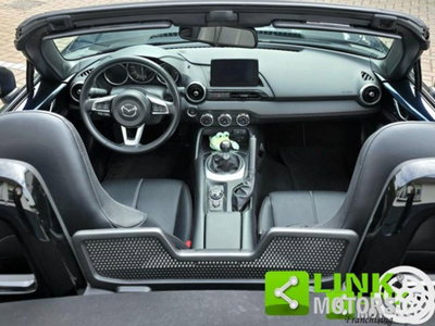 Mazda MX-5 1.5 Kazari (9)