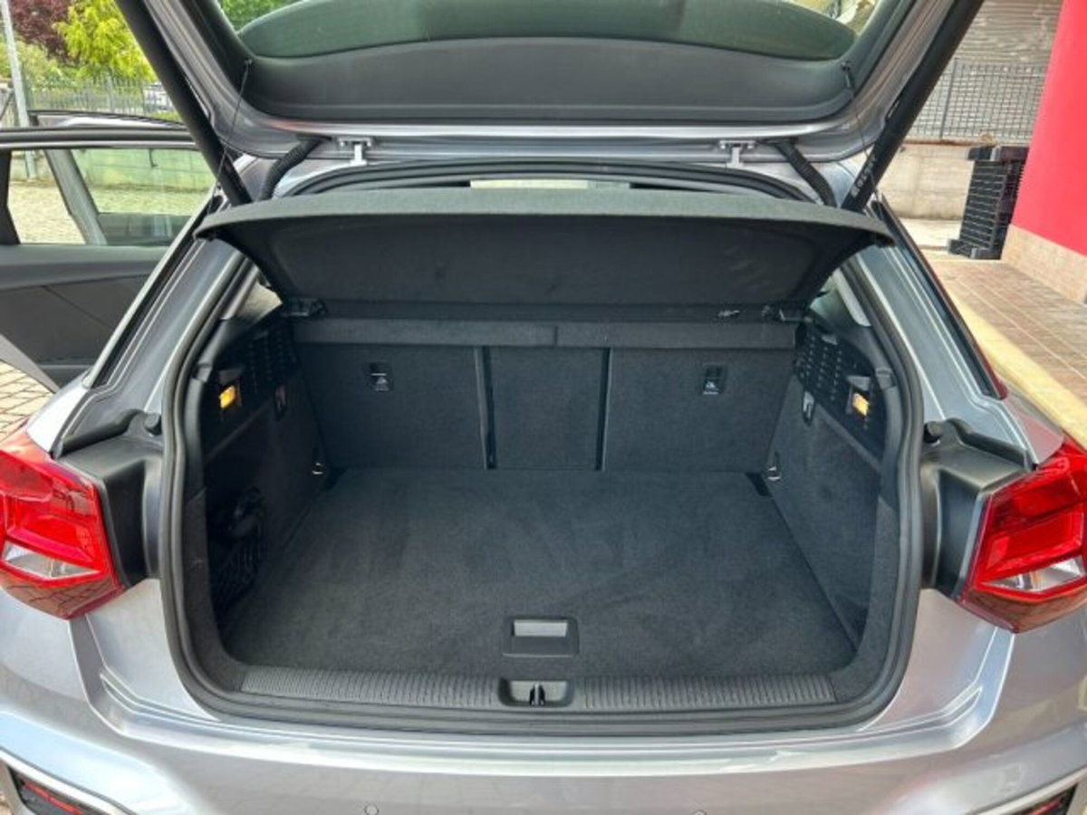 Audi Q2 Q2 30 TFSI Admired Advanced (7)