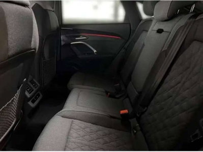 Audi Q5 Sportback 2.0 tdi mhev+ Launch Edition S line quattro 204cv s-tronic (14)