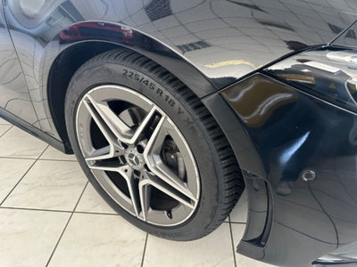 Mercedes-Benz Classe A 180 d Automatic Premium (4)