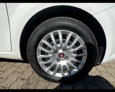 Fiat Punto 1.3 MJT II 75 CV 5 porte Street (15)