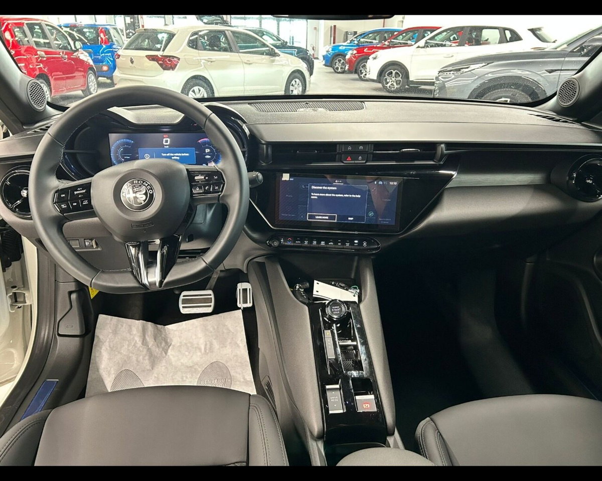 Alfa Romeo Junior 1.2 ibrida 145cv edct6 (13)