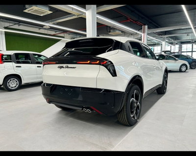 Alfa Romeo Junior 1.2 ibrida 145cv edct6 (6)