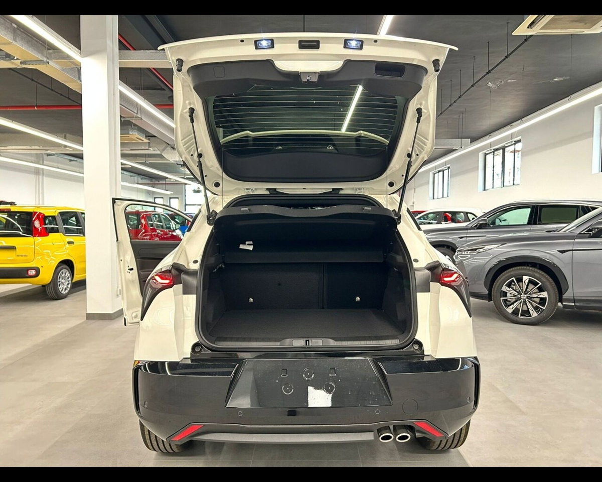 Alfa Romeo Junior 1.2 ibrida 145cv edct6 (9)