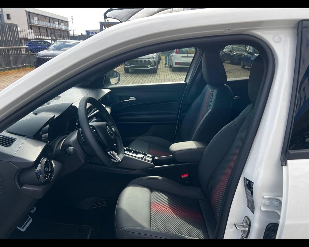 Alfa Romeo Junior 1.2 ibrida Sport Speciale 145cv edct6 (11)