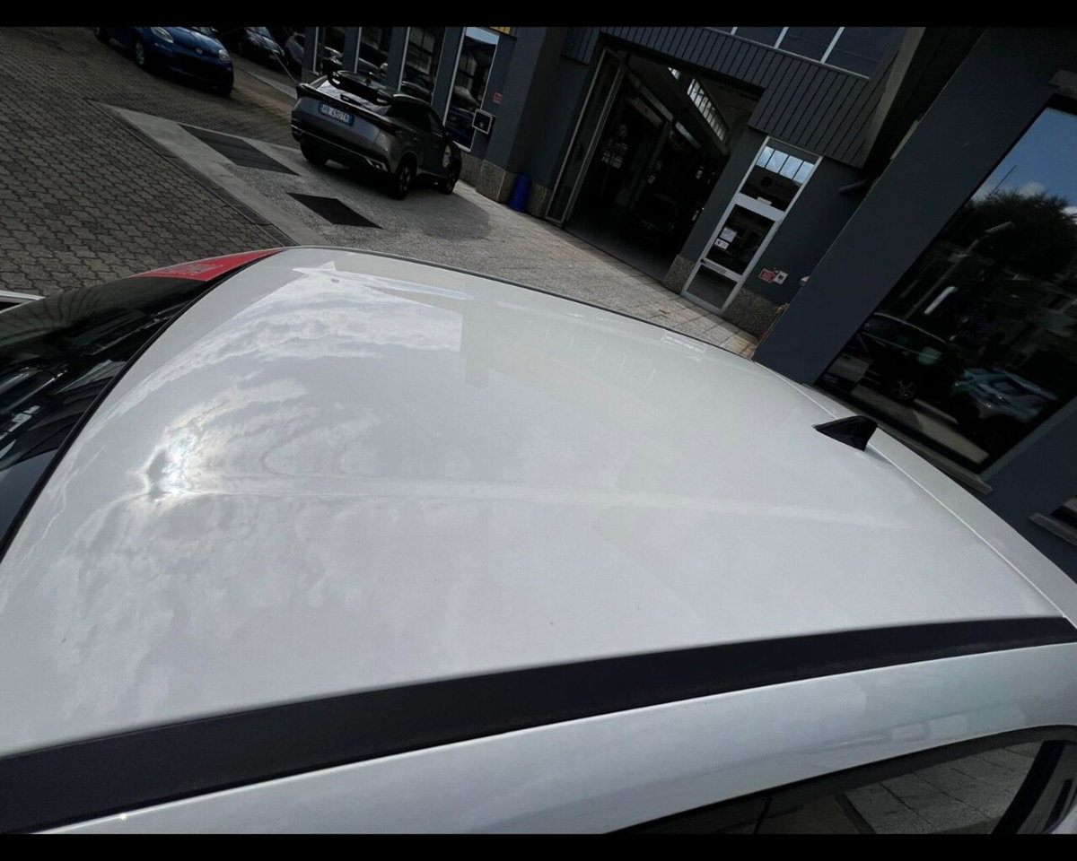 Alfa Romeo Junior 1.2 ibrida Sport Speciale 145cv edct6 (16)