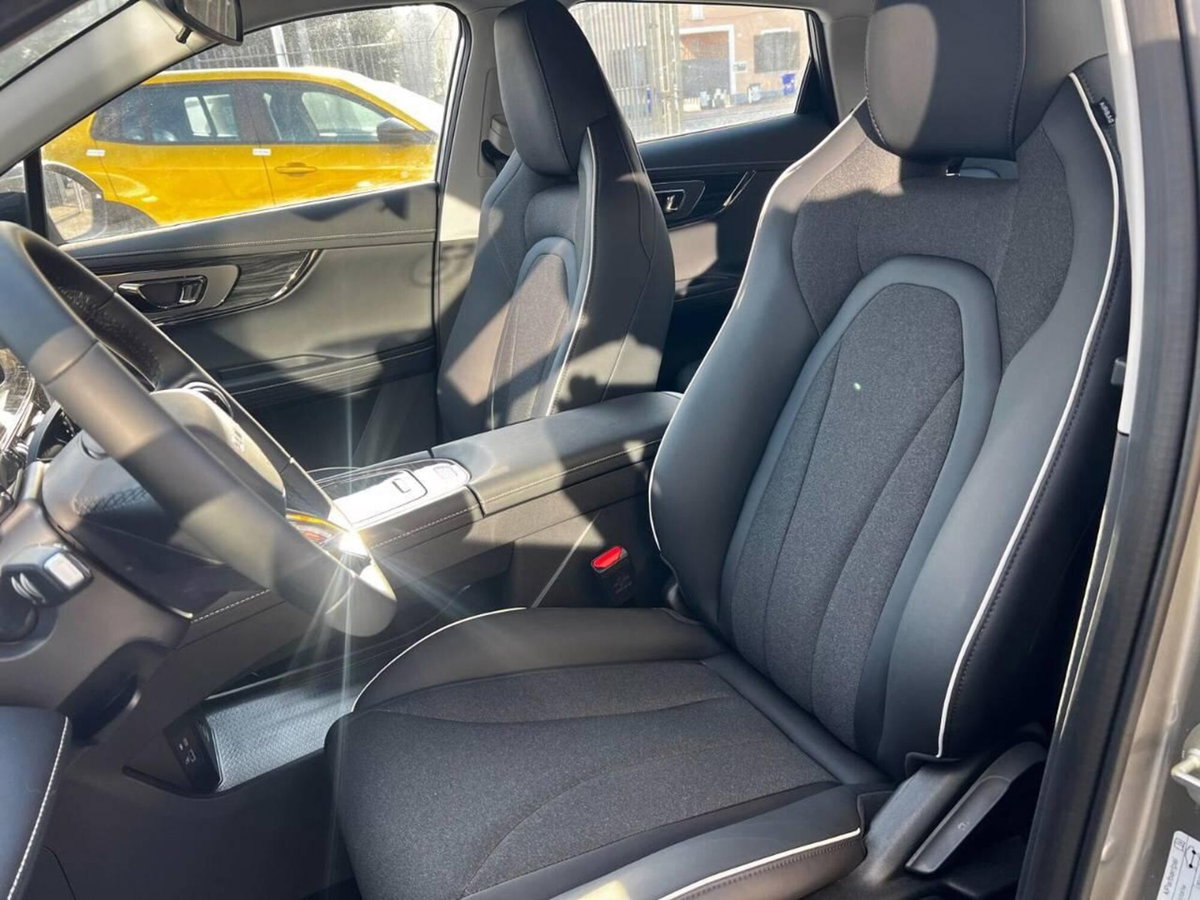 Omoda Omoda 5 SHS-H 1.5 tgdi hev Premium auto (18)