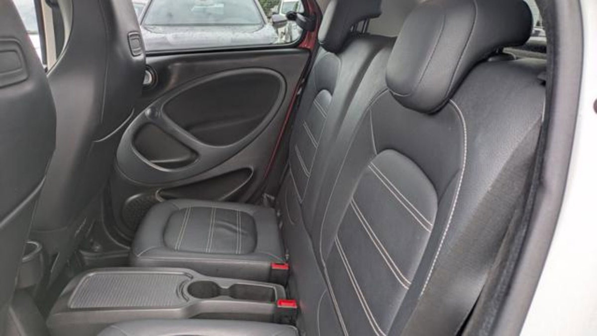 smart forfour forfour 90 0.9 Turbo Youngster (19)