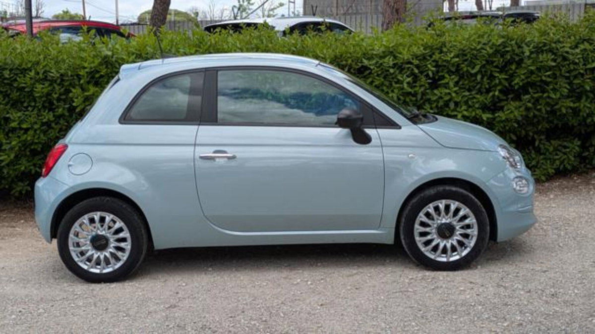 Fiat 500 1.0 Hybrid Red (3)