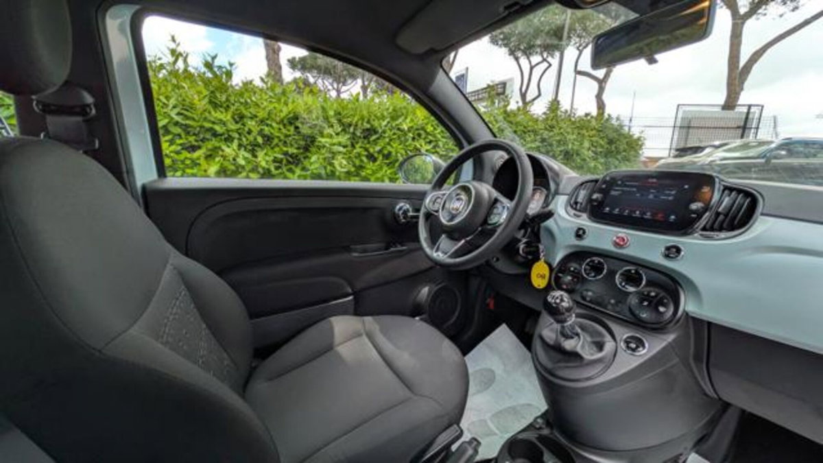Fiat 500 1.0 Hybrid Red (14)
