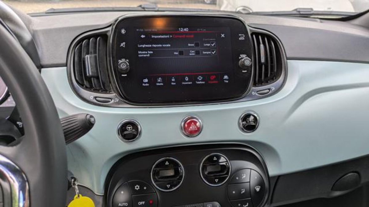 Fiat 500 1.0 Hybrid Red (12)