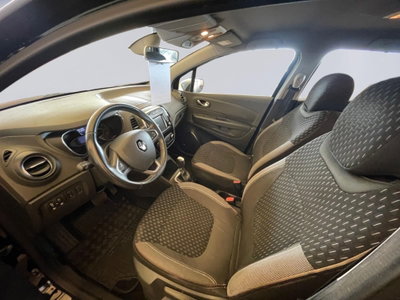 Renault Captur dCi 8V 90 CV EDC Start&Stop Sport Edition2 (12)