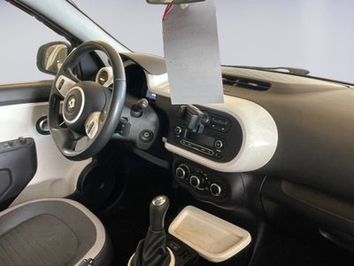 Renault Twingo 1.0 SCe Live (5)