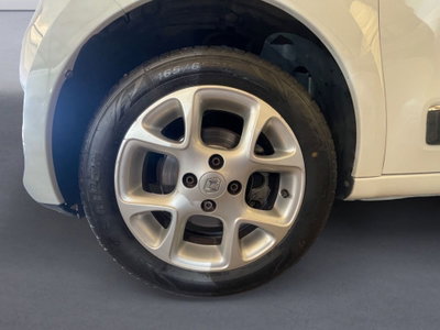 Renault Twingo 1.0 SCe Live (7)
