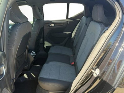 Volvo XC40 B3 automatico Essential (11)