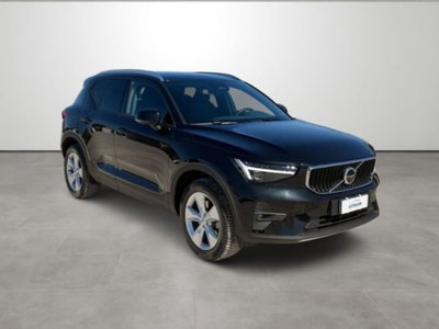 Volvo XC40 B3 automatico Essential (3)