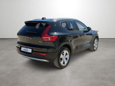 Volvo XC40 B3 automatico Essential (4)