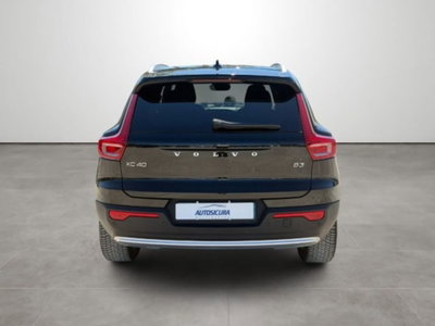 Volvo XC40 B3 automatico Essential (5)