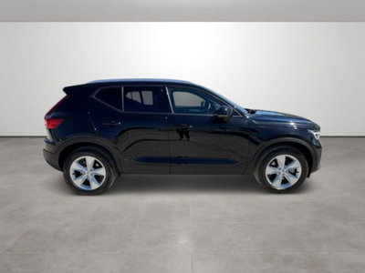 Volvo XC40 B3 automatico Essential (8)