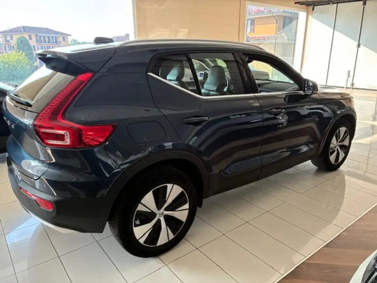 Volvo XC40 T4 Recharge Plug-in Hybrid Inscription Expression (4)
