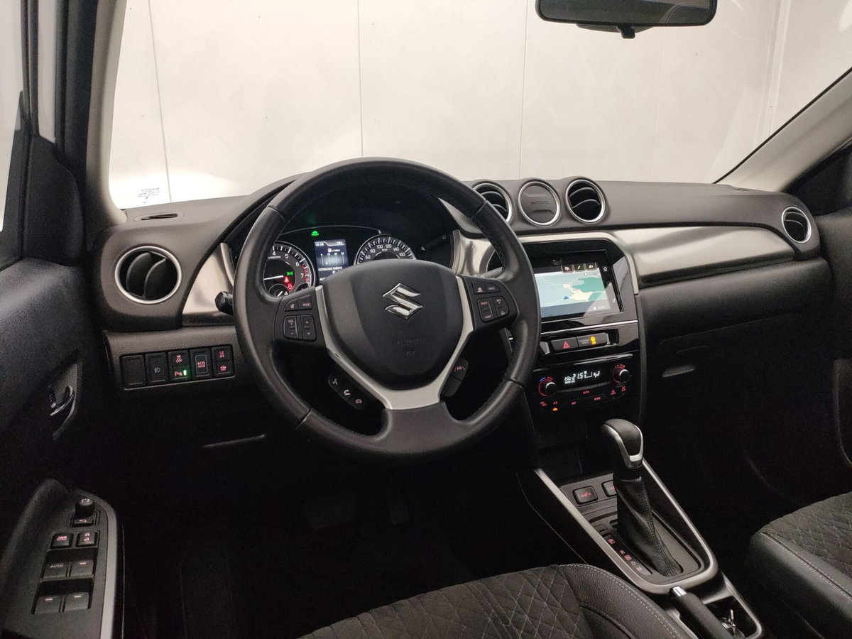Suzuki Vitara 1.5h 140v Starview 2wd auto (9)