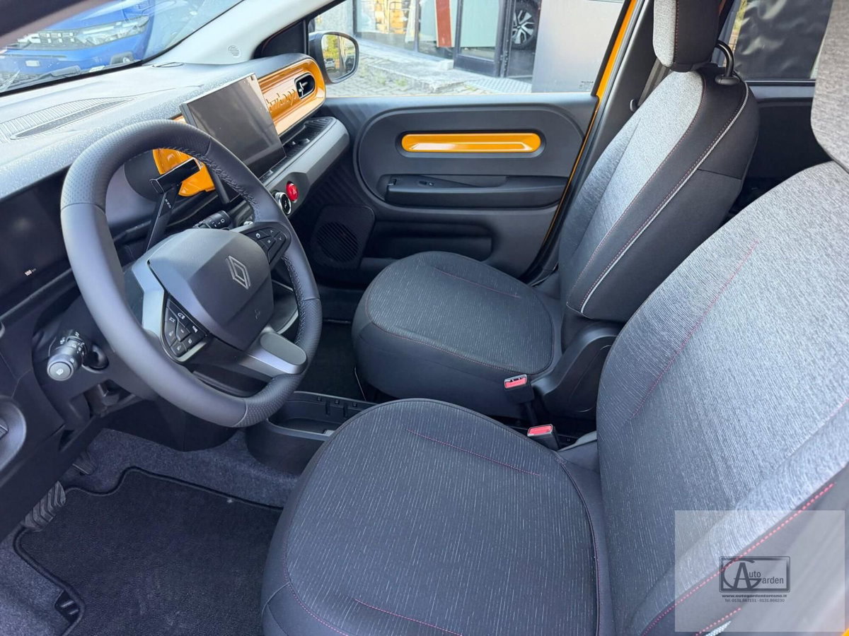 Renault Twingo 27,5kWh Techno urban range 80cv (6)