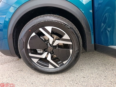 Peugeot 2008 1.2 turbo Allure 100cv (11)