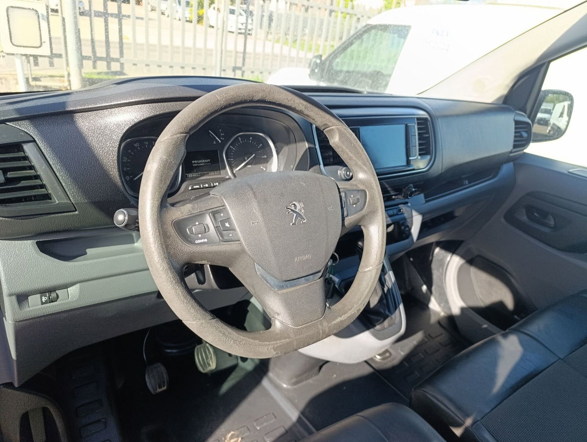 Peugeot Expert Furgone BlueHDi 115 S&S PC-TN Combi Compact (7)