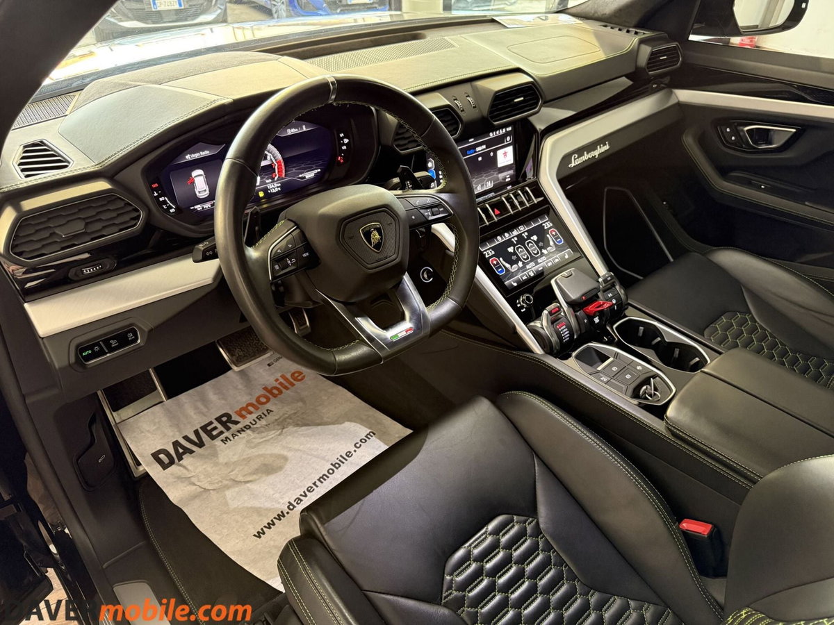 Lamborghini Urus 4.0 (18)