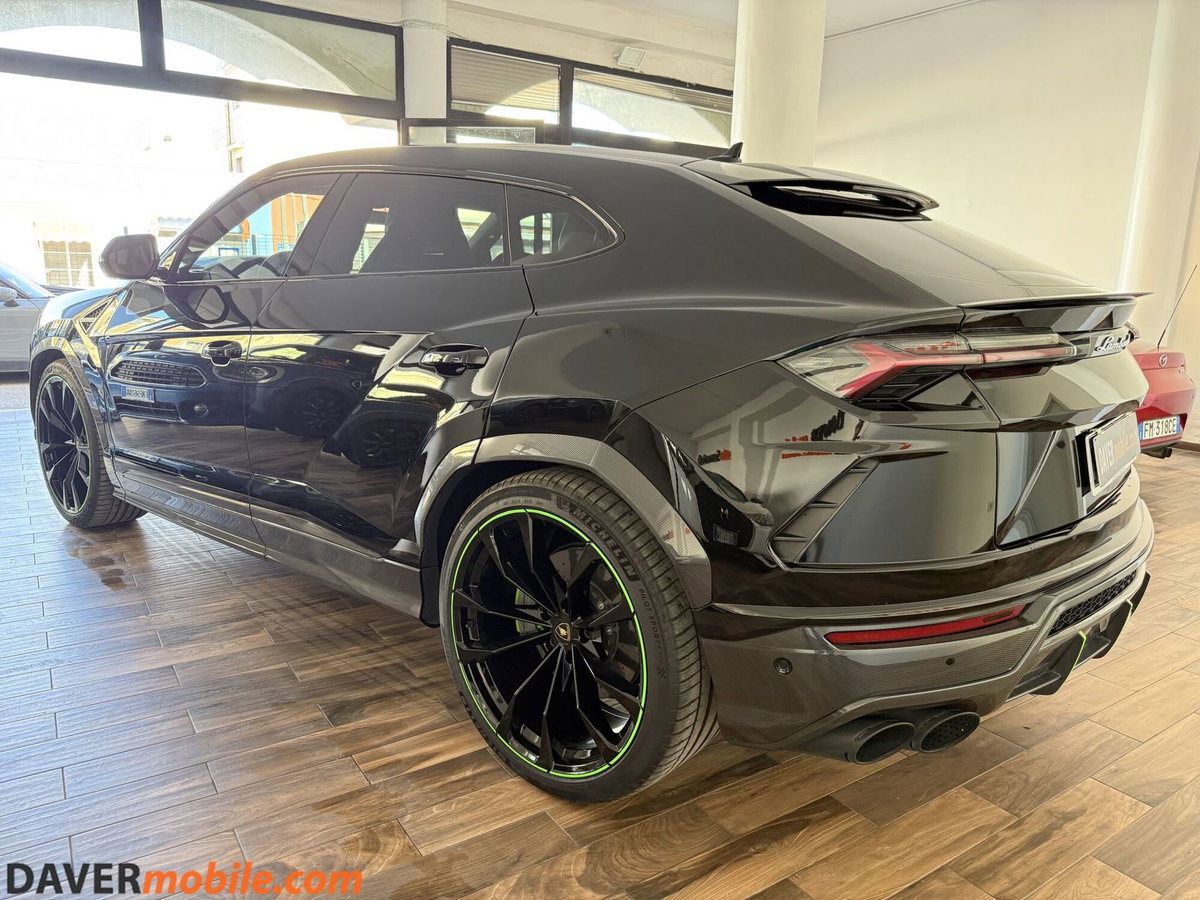 Lamborghini Urus 4.0 (4)