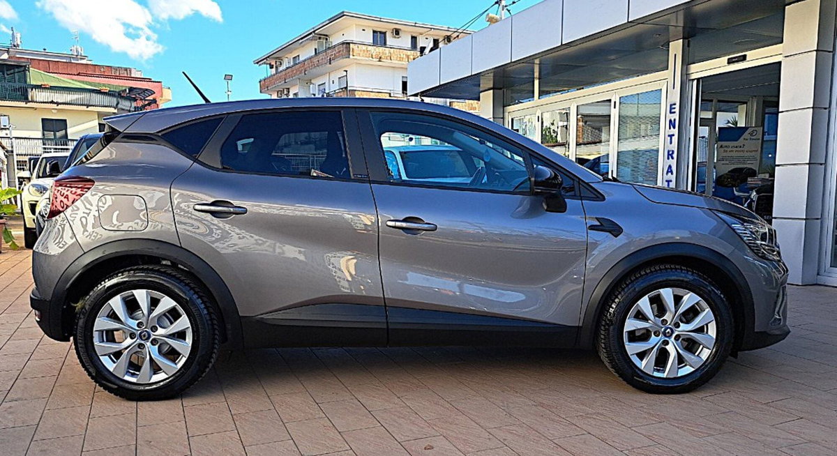 Renault Captur Full Hybrid E-Tech 145 CV Intens (6)