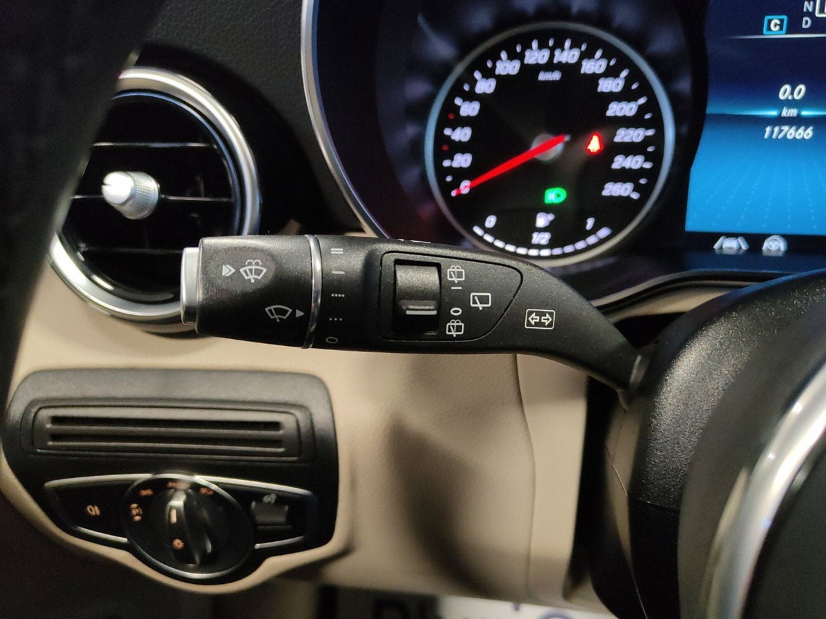 Mercedes-Benz GLC SUV 220 d 4Matic Executive (20)