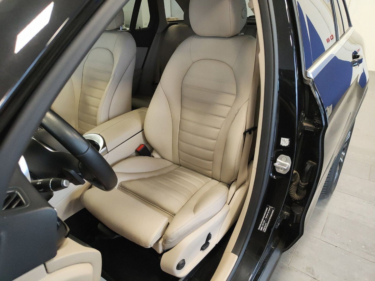 Mercedes-Benz GLC SUV 220 d 4Matic Executive (4)