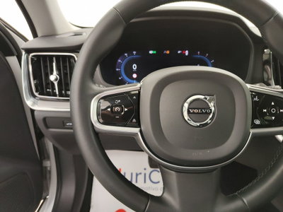 Volvo V60 2.0 b4 Plus Dark auto (18)