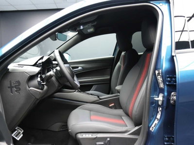 Alfa Romeo Junior 1.2 ibrida Speciale 145cv edct6 (8)