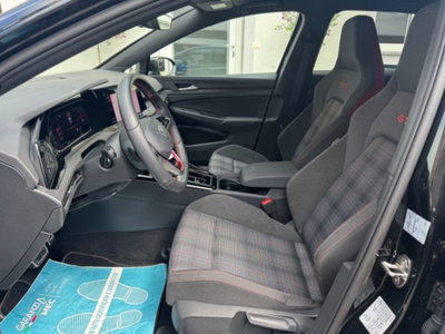 Volkswagen Golf 2.0 TSI GTI DSG (13)
