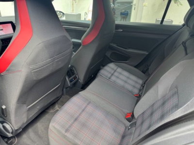 Volkswagen Golf 2.0 TSI GTI DSG (15)
