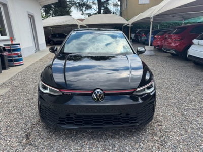 Volkswagen Golf 2.0 TSI GTI DSG (2)