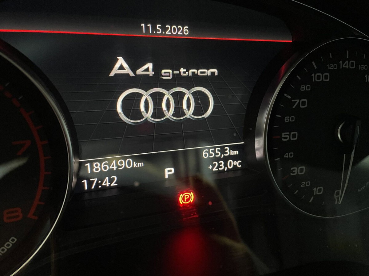 Audi A4 Avant 2.0 TFSI g-tron (17)