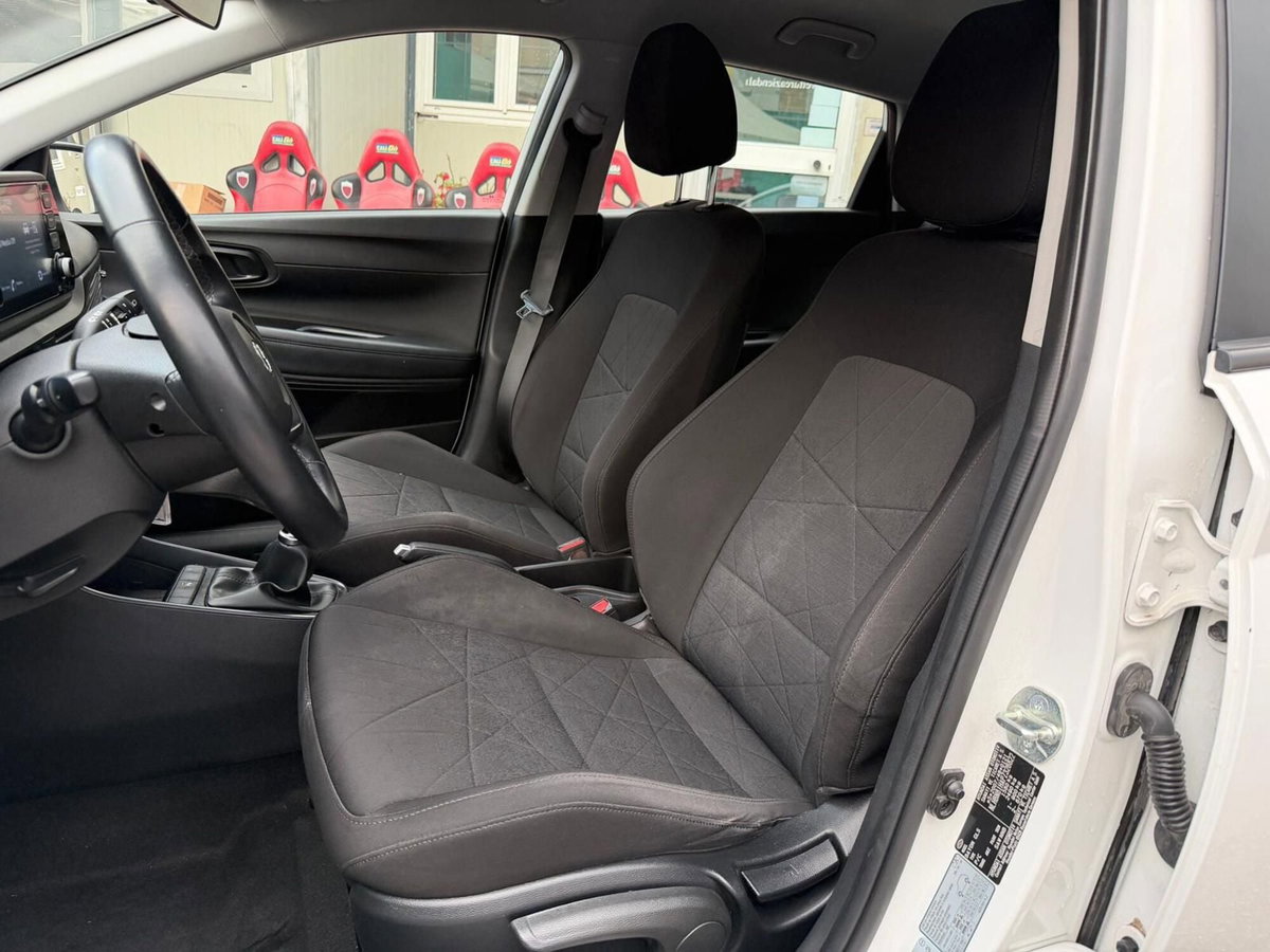 Hyundai Bayon 1.2 mpi Xline (17)