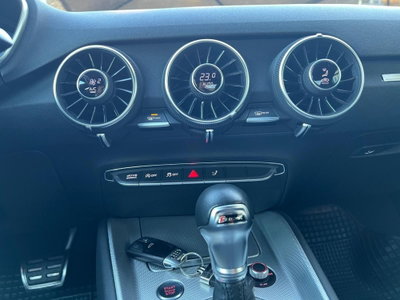 Audi TT Coupé 40 TFSI S tronic (11)