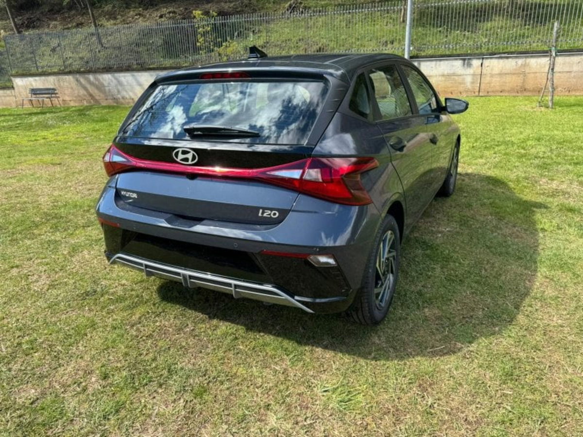 Hyundai i20 1.0 t-gdi Connectline 90cv dct (2)