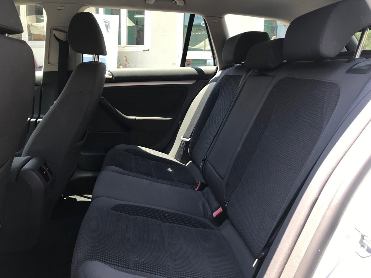 Volkswagen Golf Variant 1.9 TDI DPF DSG Comfortline (16)