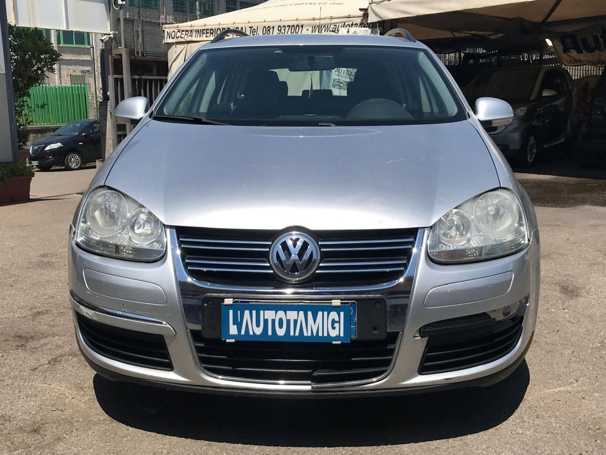 Volkswagen Golf Variant 1.9 TDI DPF DSG Comfortline (3)