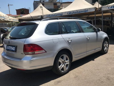 Volkswagen Golf Variant 1.9 TDI DPF DSG Comfortline (4)