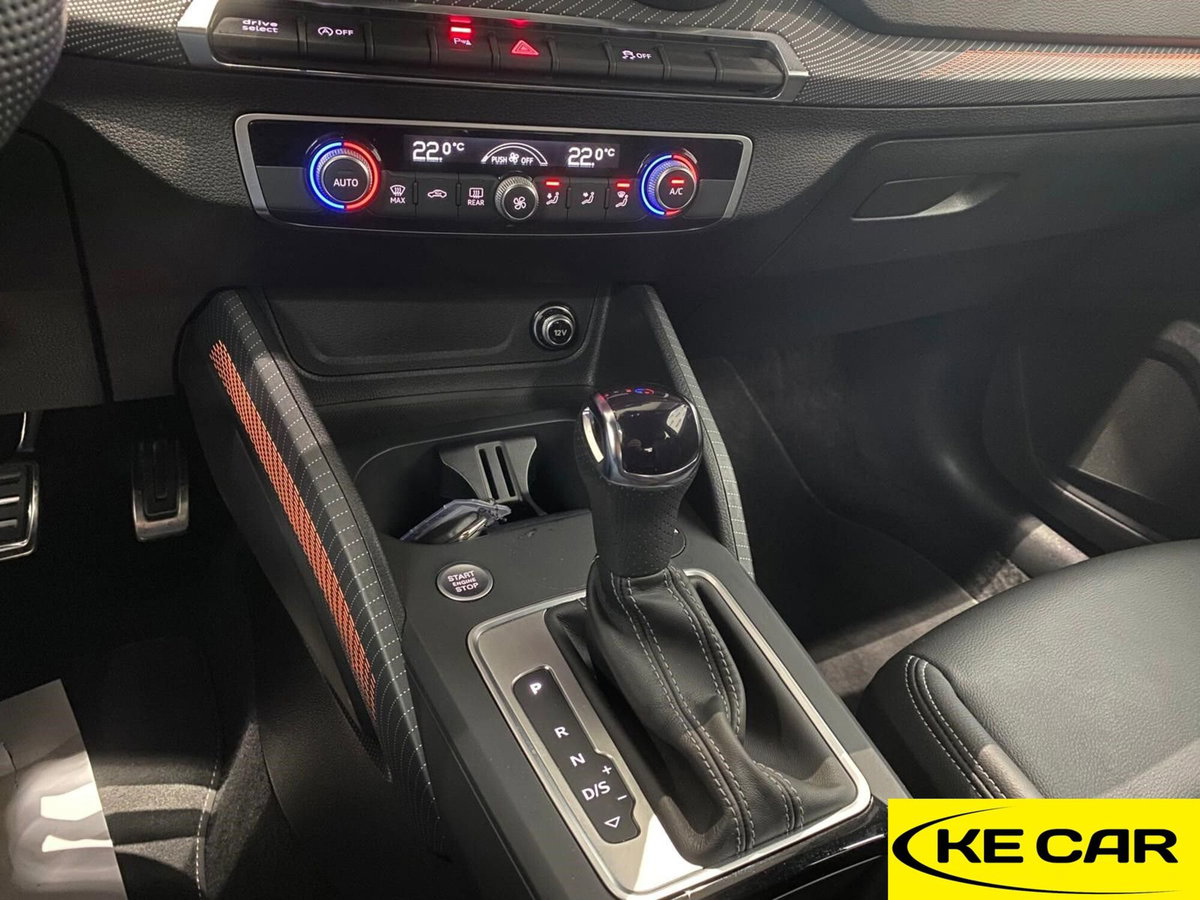 Audi Q2 Q2 35 TFSI S tronic S line Edition (15)