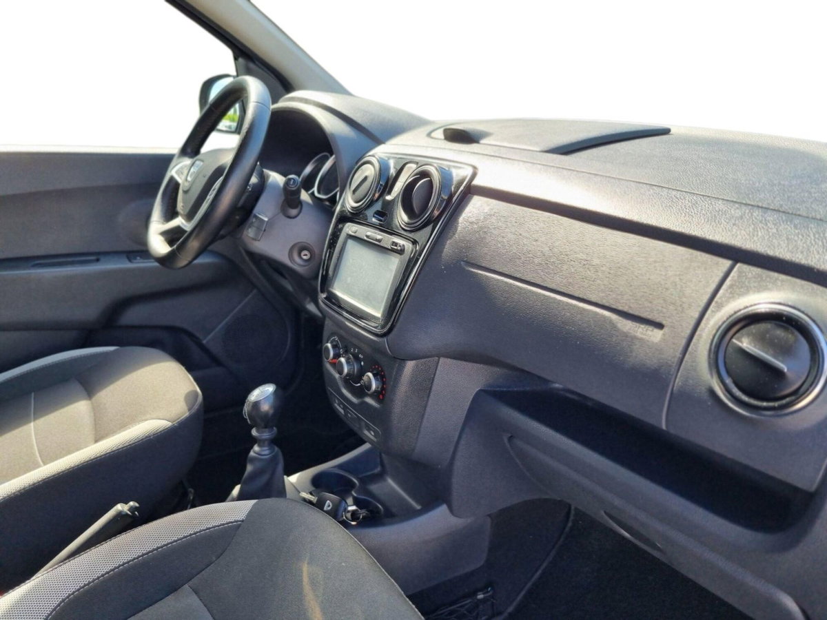 Dacia Lodgy 1.5 dCi 8V 110CV 7 posti Prestige (14)